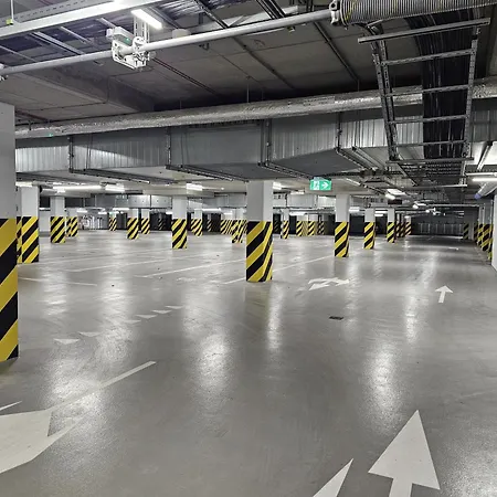 Апартаменты Urban Global 20th Floor No 17 - Air Condition - Free Garage *